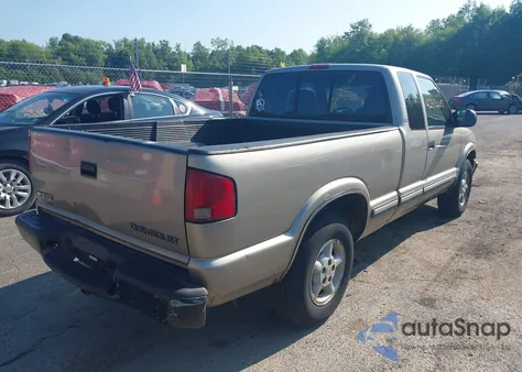 2001 Chevrolet S-10 Ls z USA, uszkodzony, nr VIN 1GCDT19W218124165